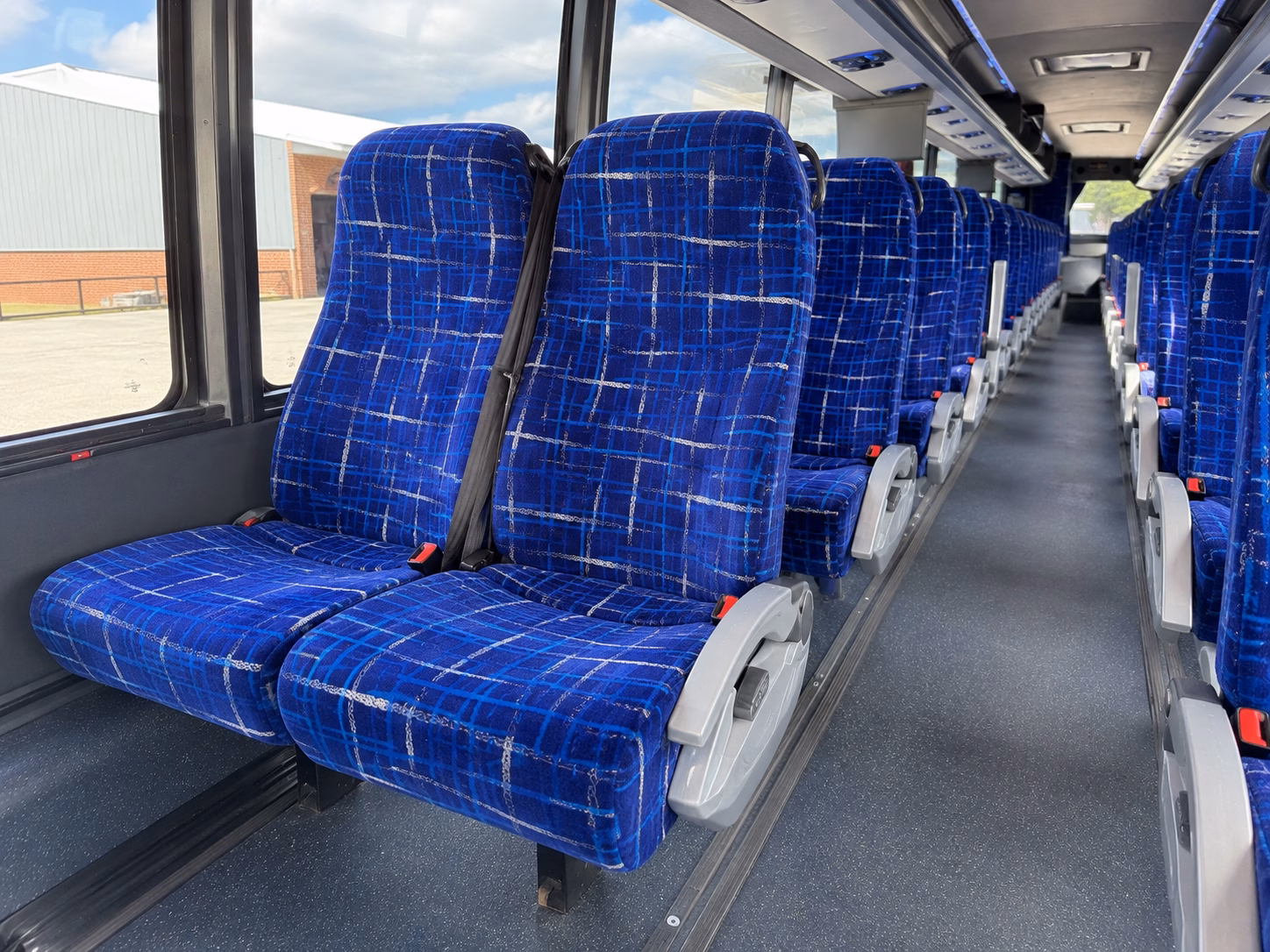 how the type of bus you choose changes the price in tracy california