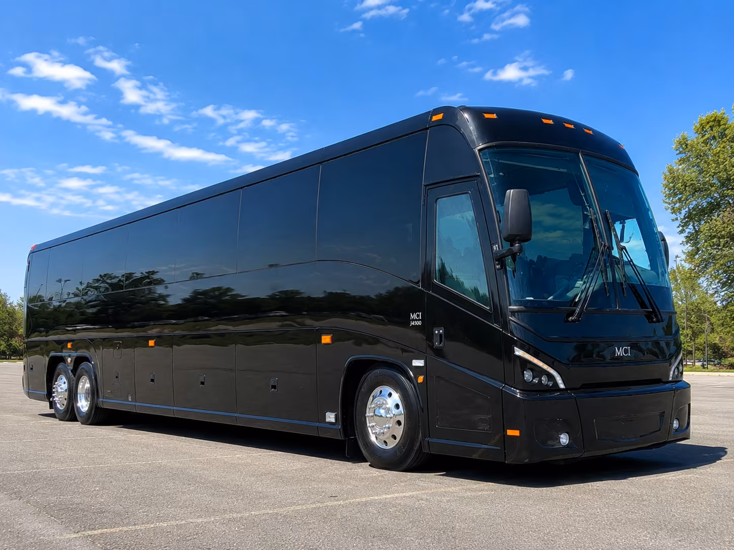 short haul buses to stockton ports and stockton heat games