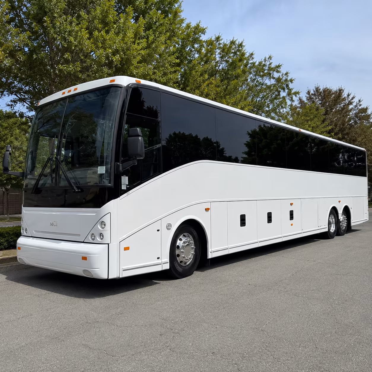 shuttle buses for tracy s warehouse and fulfillment center groups