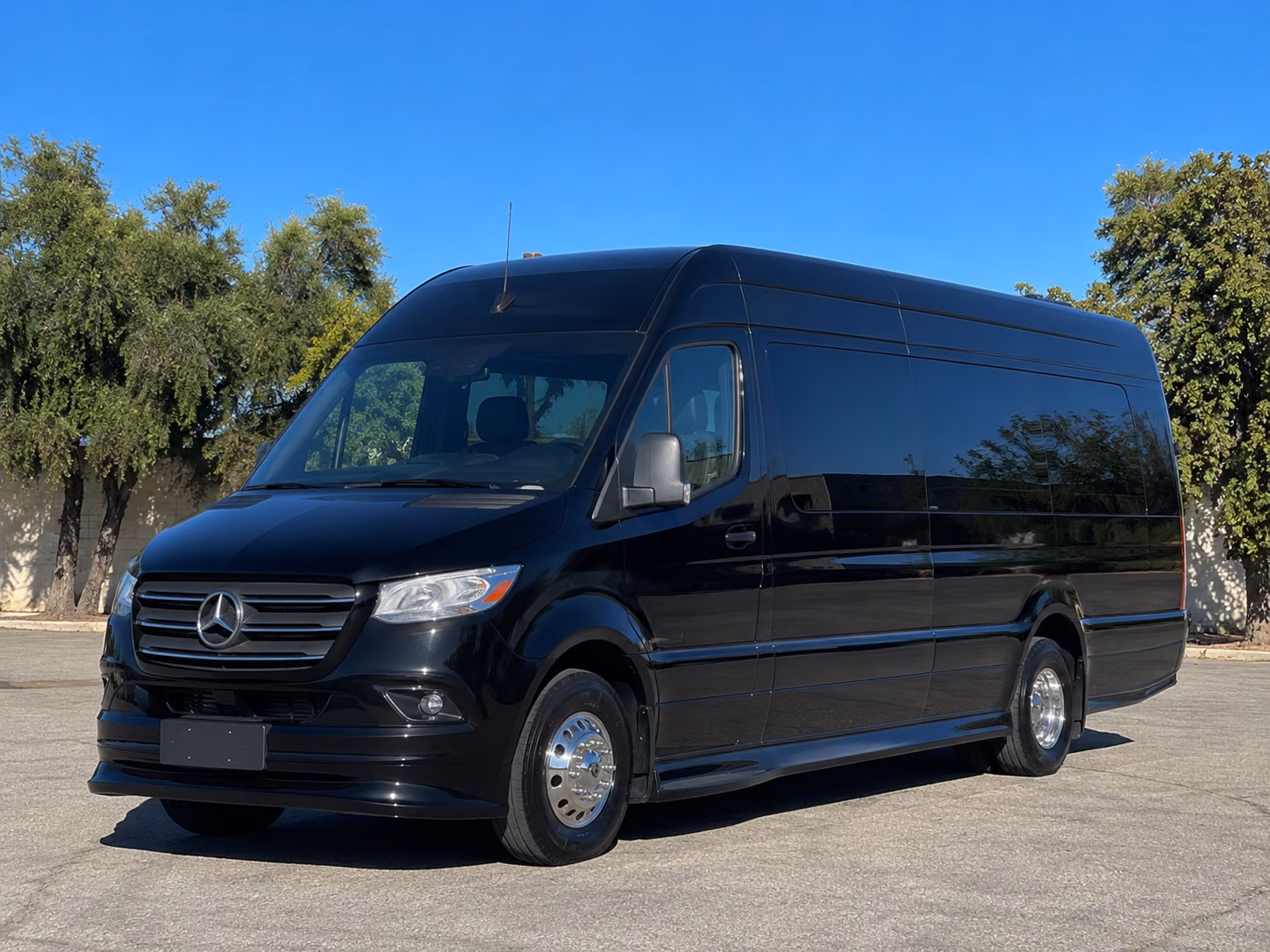 transportation serving tracy and nearby cities